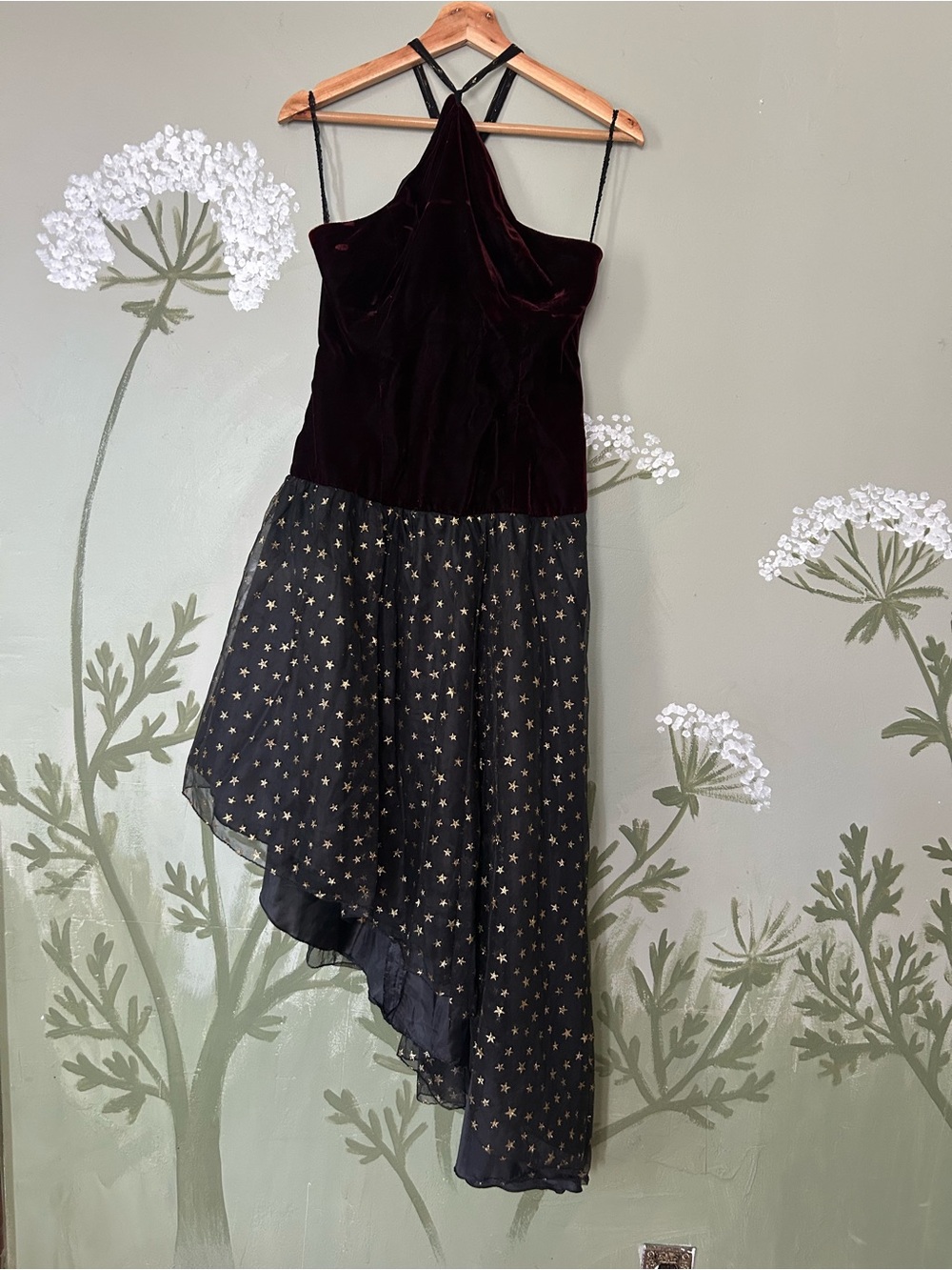 VTG Velvet Halter Bodice Star Print Asymmetrical Dress - Black & Burgundy